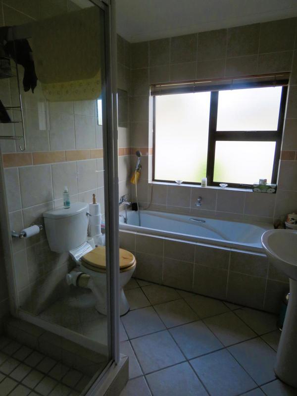 To Let 3 Bedroom Property for Rent in Vredekloof Heights Western Cape